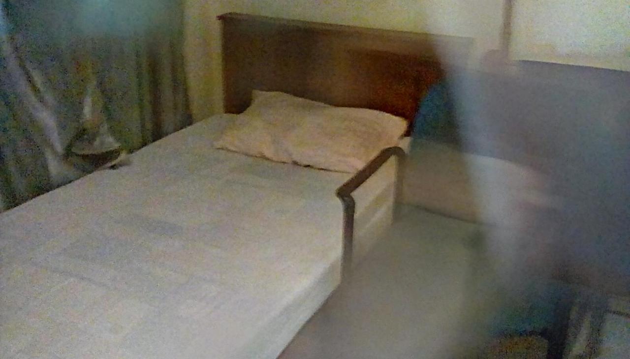 Leaf Guest House Гампола Екстер'єр фото